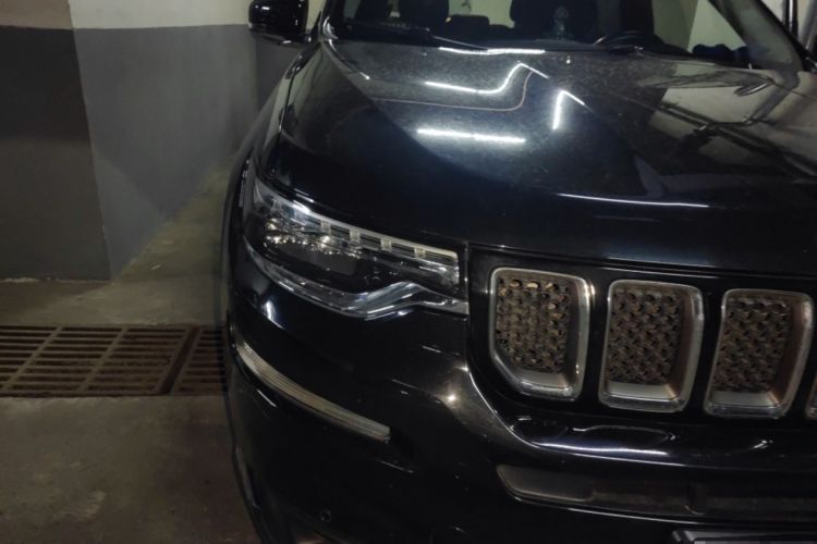 Used Jeep Commander 2018 2.0T Two-Wheel Drive Enjoyment Version China VI Emission Standard Right Front Headlight