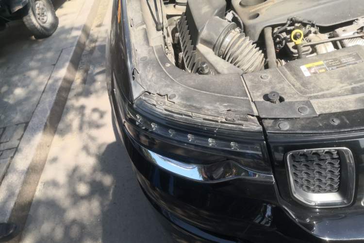 Used Jeep Commander 2018 2.0T Two-Wheel Drive Enjoy Edition China V Right Front Headlight