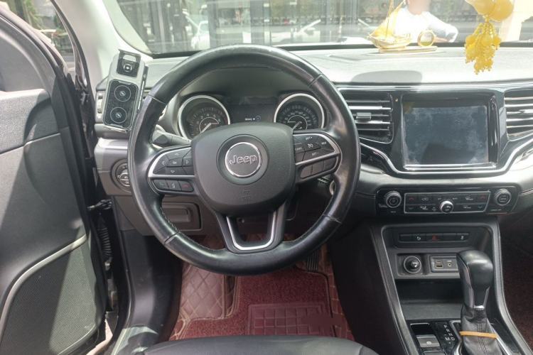 Used Jeep Commander 2018 2.0T Two-Wheel Drive Enjoyment Version China VI Steering Wheel