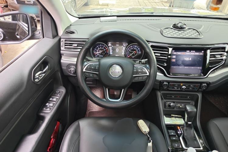 Used Jeep Commander 2018 2.0T Two-Wheel Drive Enjoy Edition China V Steering Wheel