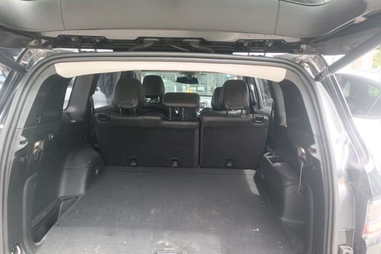 Used Jeep Commander 2018 2.0T Two-Wheel Drive Enjoyment Version China VI Trunk