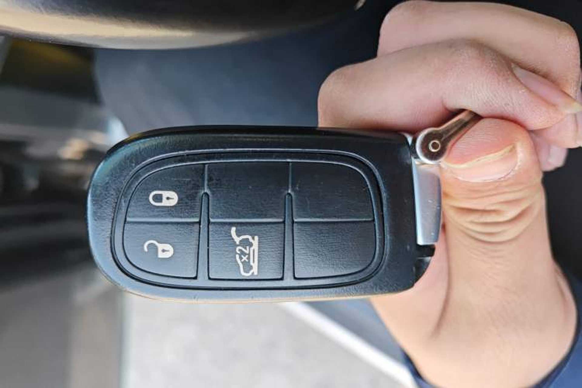 Used Jeep Commander 2018 2.0T Two-Wheel Drive Enjoy Edition China V Vehicle Key