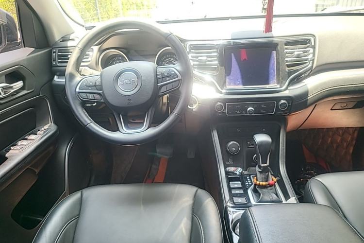Used Jeep Commander 2018 2.0T Four-Wheel Drive Prestige Edition China V Steering Wheel