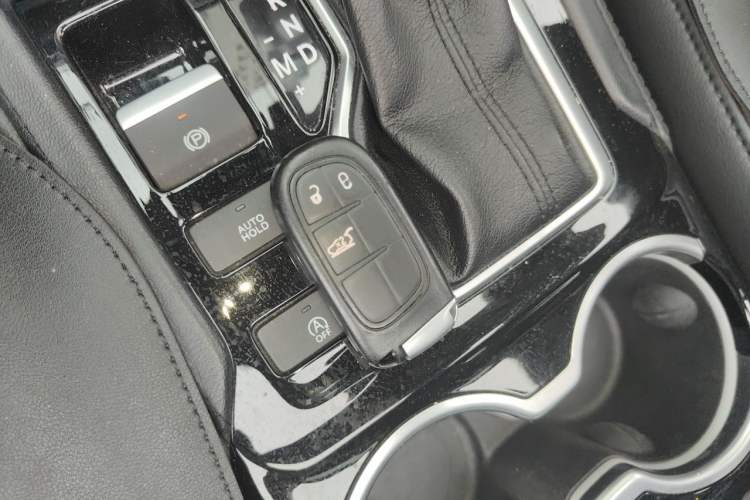 Used Jeep Commander 2018 2.0T Two-Wheel Drive Enjoyment Version China VI Emission Standard Vehicle Key