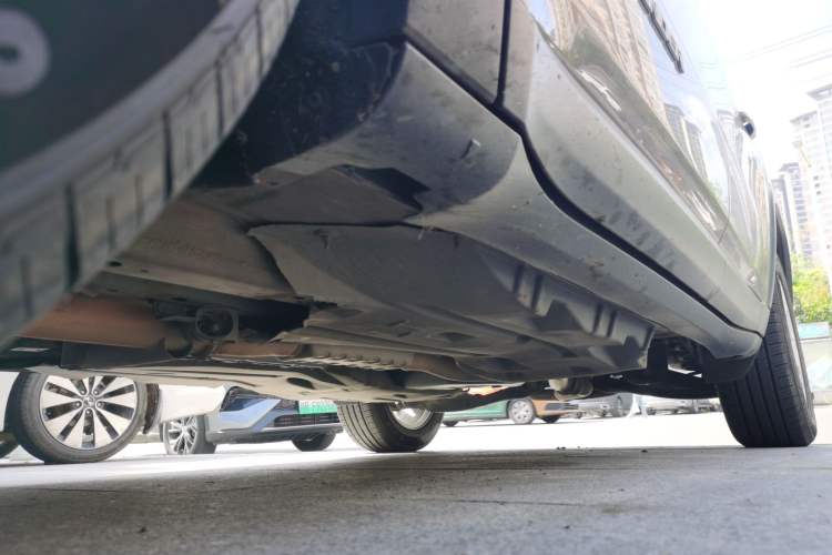 Used Jeep Commander 2018 2.0T Two-Wheel Drive Enjoy Edition China V Chassis Front Left