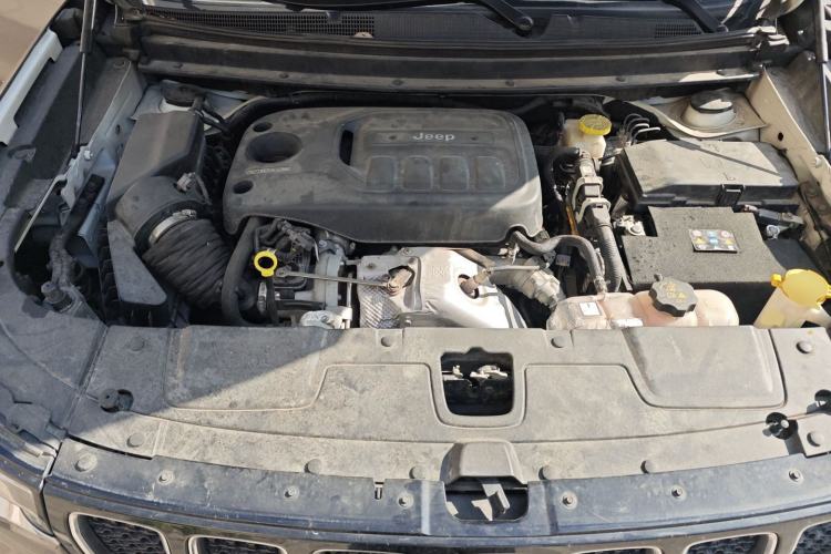 Used Jeep Commander 2018 2.0T Two-Wheel Drive Enjoy Edition China V Engine Bay