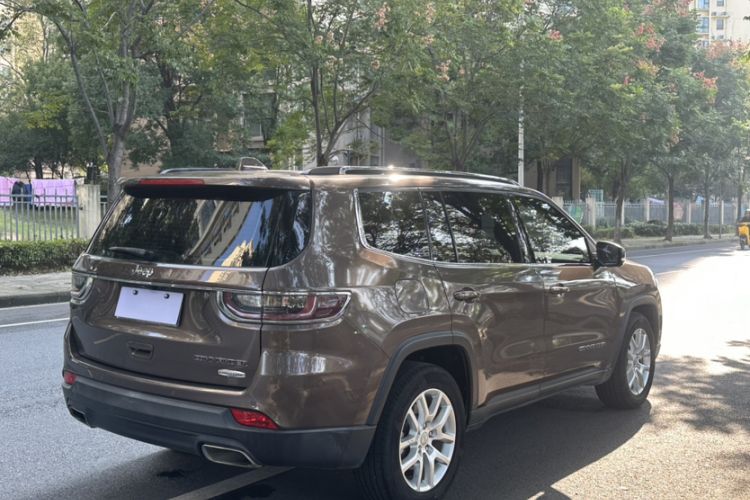 Used Jeep Commander 2018 2.0T Two-Wheel Drive Enjoy Edition China V Exterior 3