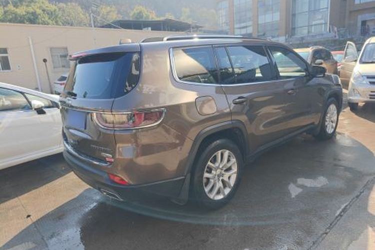 Used Jeep Commander 2018 2.0T Two-Wheel Drive Enjoy Edition China V Exterior 4