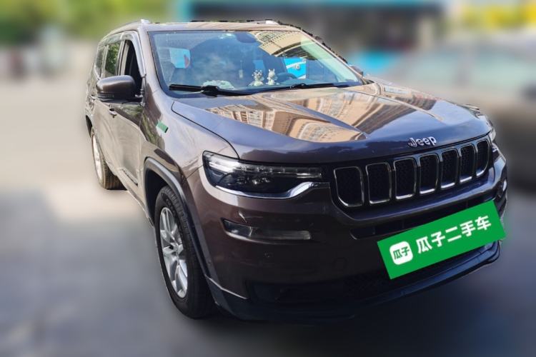 Used Jeep Commander 2018 2.0T Two-Wheel Drive Enjoy Edition China V Front Right 45 Deg