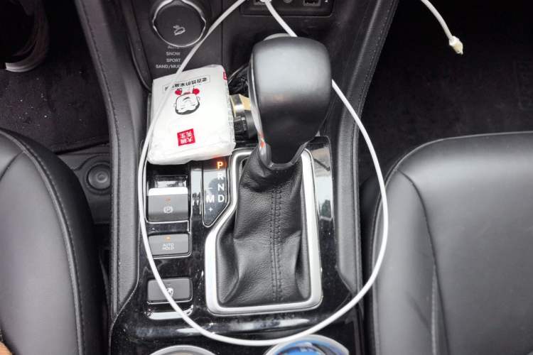 Used Jeep Commander 2018 2.0T Four-Wheel Drive Prestige Edition China V Gear Lever