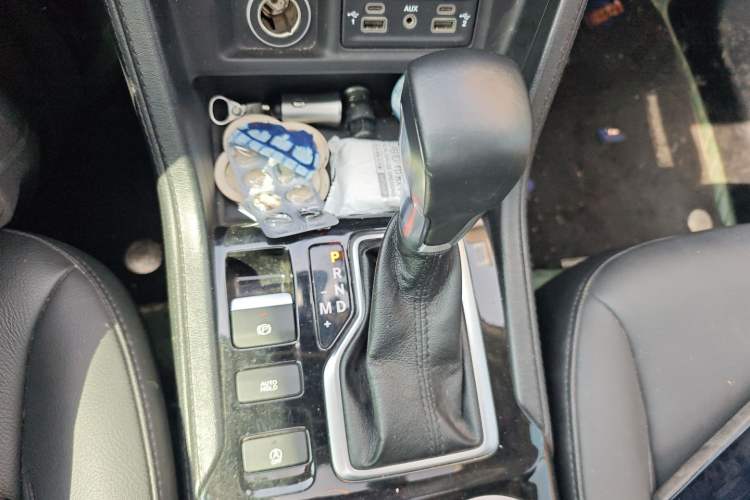 Used Jeep Commander 2018 2.0T Two-Wheel Drive Enjoy Edition China V Gear Lever