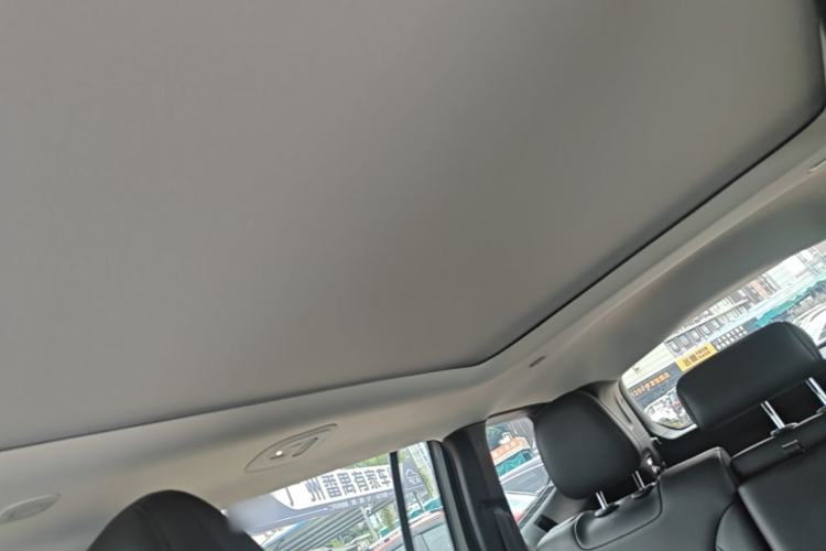 Used Jeep Commander 2018 2.0T Four-wheel Drive Premium Edition China VI Headliner