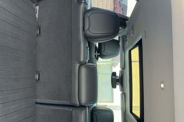 Used Jeep Commander 2018 2.0T Two-Wheel Drive Enjoy Edition China V Headliner