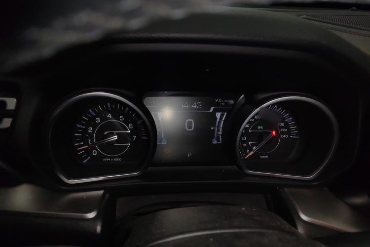 Used Jeep Commander 2018 2.0T Two-Wheel Drive Enjoy Edition China V Instrument Cluster