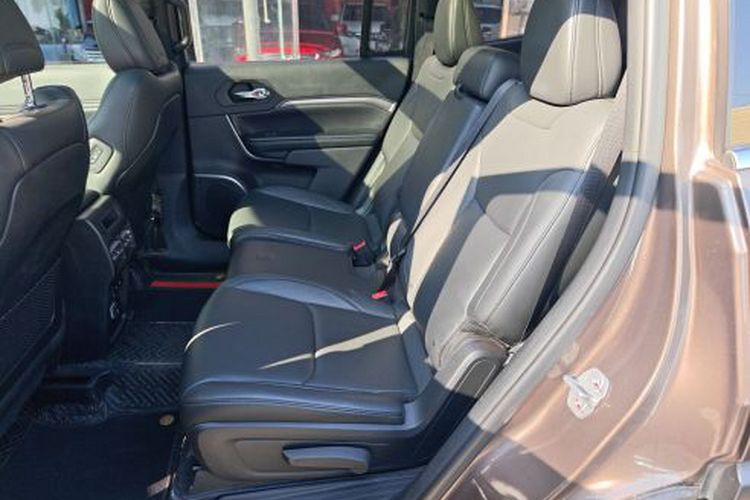 Used Jeep Commander 2018 2.0T Two-Wheel Drive Enjoy Edition China V Interior 3