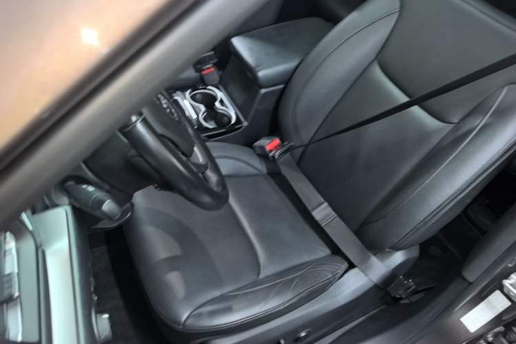 Used Jeep Commander 2018 2.0T Two-Wheel Drive Enjoy Edition China V Left Front Seat