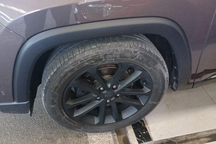 Used Jeep Commander 2018 2.0T Four-Wheel Drive Prestige Edition China V Left Front Wheel Hub