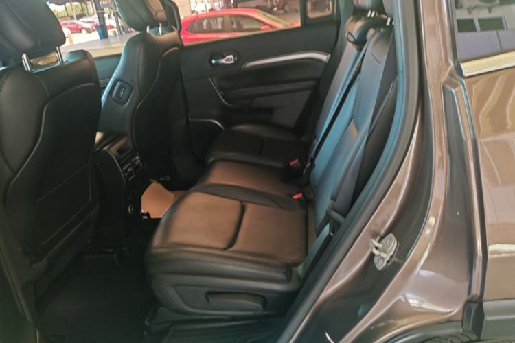 Used Jeep Commander 2018 2.0T Two-Wheel Drive Enjoy Edition China V Left Rear Seat