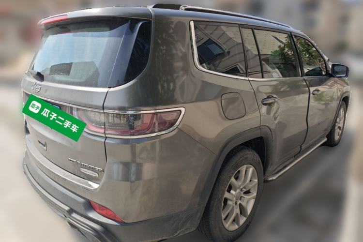 Used Jeep Commander 2018 2.0T Two-Wheel Drive Enjoy Edition China V Rear Right 45 Deg
