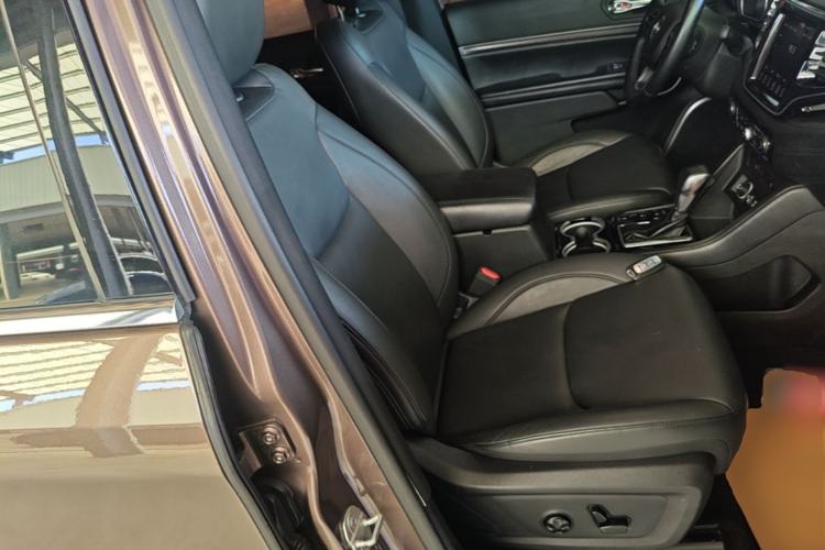 Used Jeep Commander 2018 2.0T Two-Wheel Drive Enjoy Edition China V Right Front Seat
