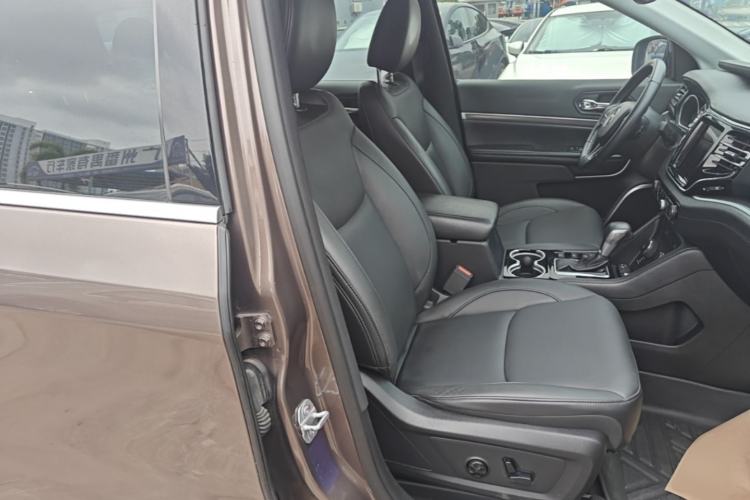 Used Jeep Commander 2018 2.0T Four-wheel Drive Premium Edition China VI Right Front Seat