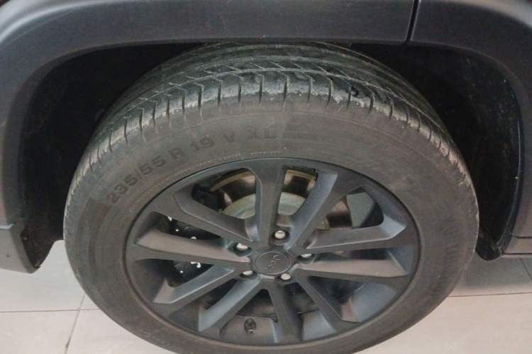 Used Jeep Commander 2018 2.0T Four-Wheel Drive Prestige Edition China V Right Rear Wheel Hub