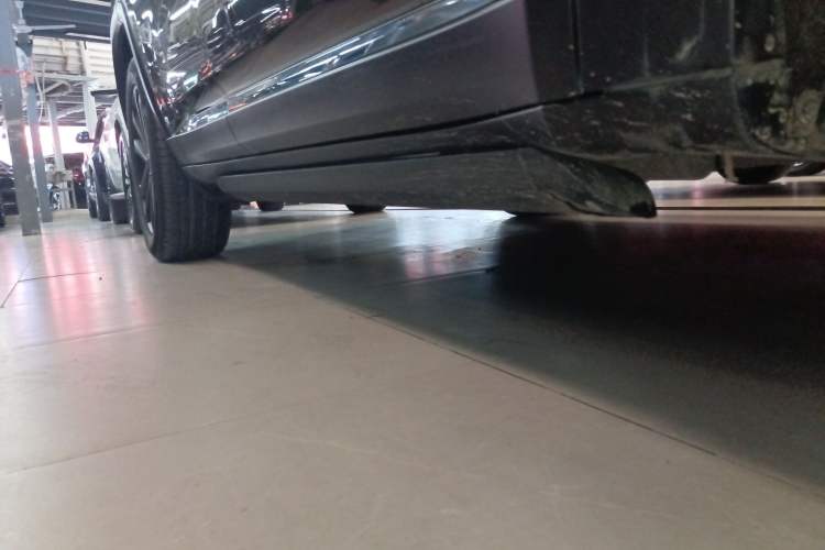 Used Jeep Commander 2018 2.0T Four-Wheel Drive Prestige Edition China V Right Side Sill