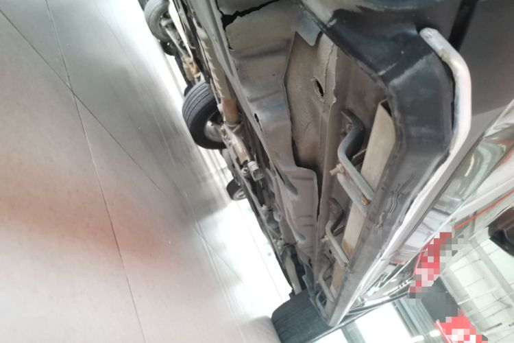 Used Jeep Commander 2018 2.0T Two-Wheel Drive Enjoy Edition China V Chassis Rear Right