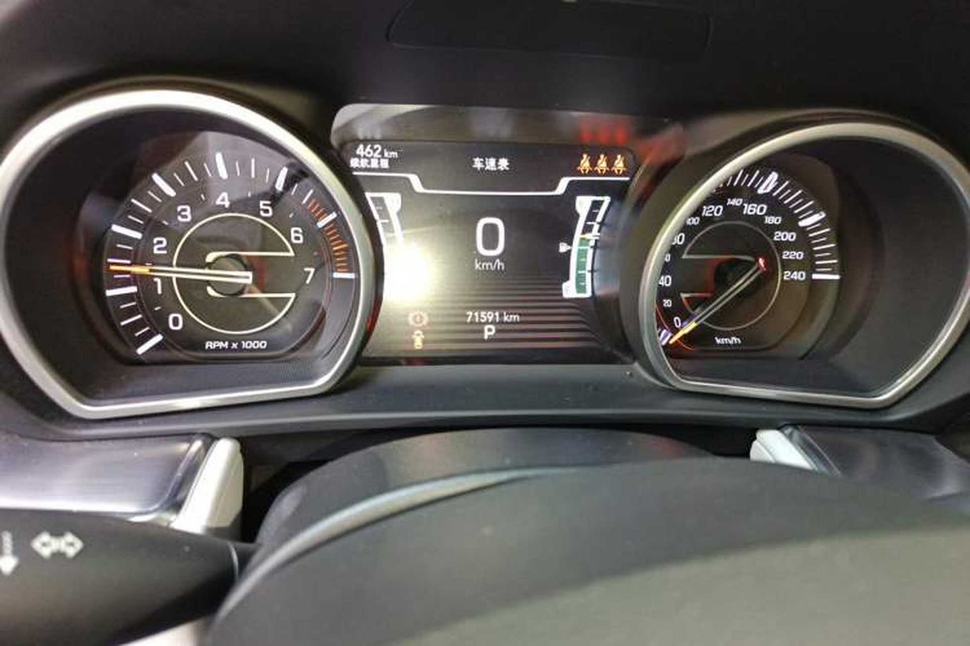 Used Jeep Commander 2018 2.0T Four-Wheel Drive Smart Enjoyment Version China V Emission Standard Odometer Close Up