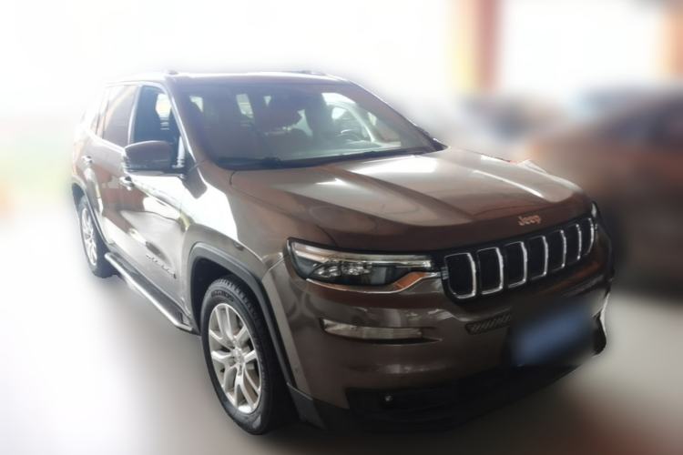 Used Jeep Commander 2018 2.0T Two-Wheel Drive Enjoyment Version China VI Emission Standard Front Right 45 Deg