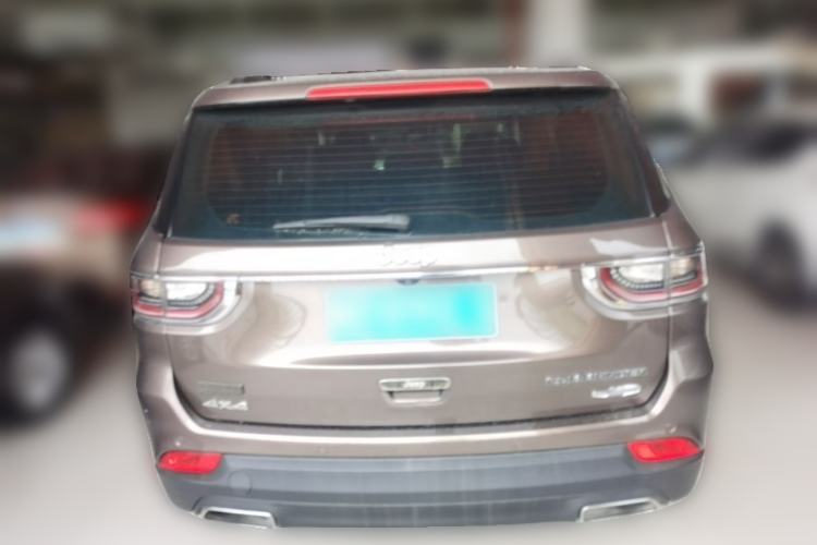 Used Jeep Commander 2018 2.0T Two-Wheel Drive Enjoyment Version China VI Emission Standard Rear