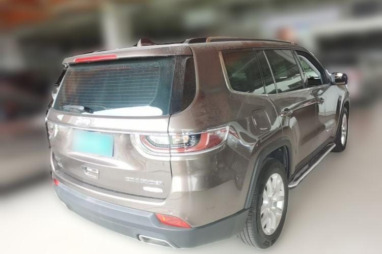 Used Jeep Commander 2018 2.0T Two-Wheel Drive Enjoyment Version China VI Emission Standard Rear Right 45 Deg