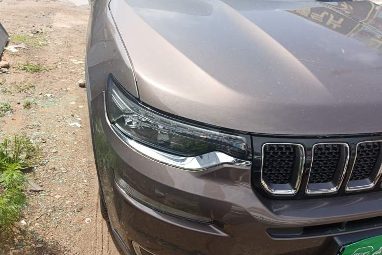 Used Jeep Commander 2018 2.0T Four-Wheel Drive Prestige Edition China V Right Front Headlight