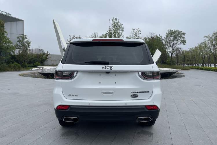 Used Jeep Commander 2018 2.0T Two-Wheel Drive Enjoyment Version China VI Emission Standard Exterior 4