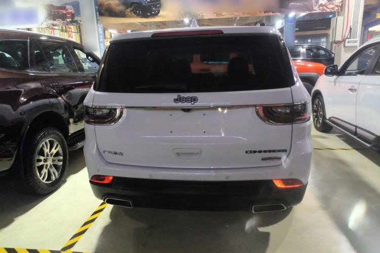 Used Jeep Commander 2018 2.0T Two-Wheel Drive Enjoy Edition China V Exterior 4