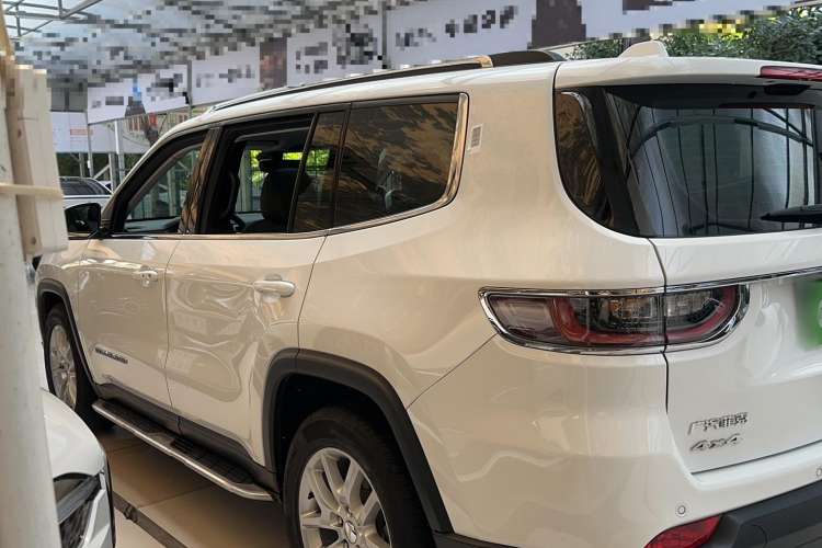 Used Jeep Commander 2018 2.0T Two-Wheel Drive Enjoy Edition China V Exterior 5