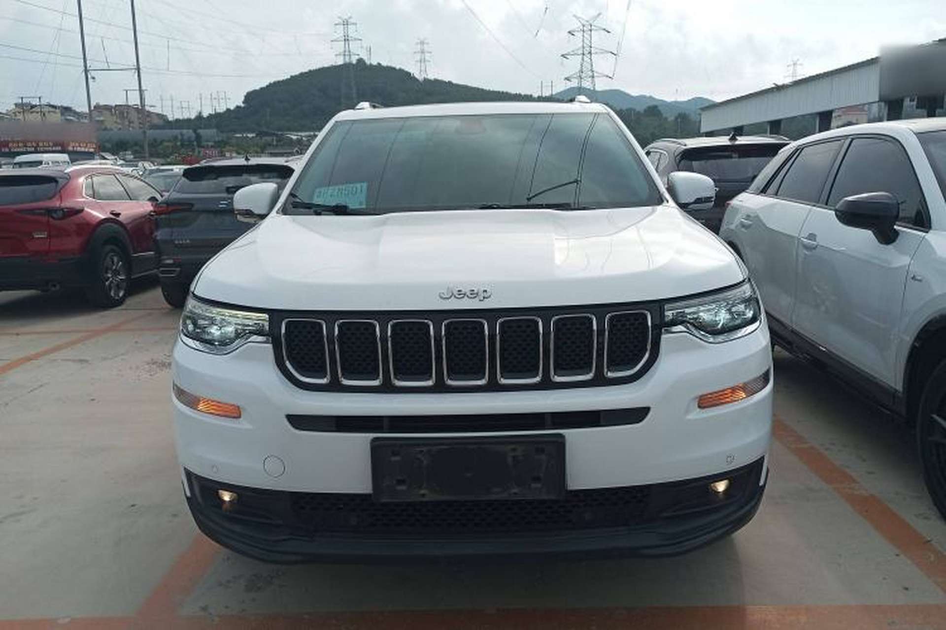 Used Jeep Commander 2018 2.0T Two-Wheel Drive Enjoyment Version China VI Emission Standard Front