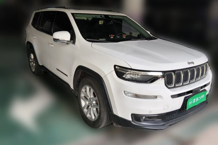 Used Jeep Commander 2018 2.0T Two-Wheel Drive Enjoyment Version China VI Emission Standard Front Right 45 Deg