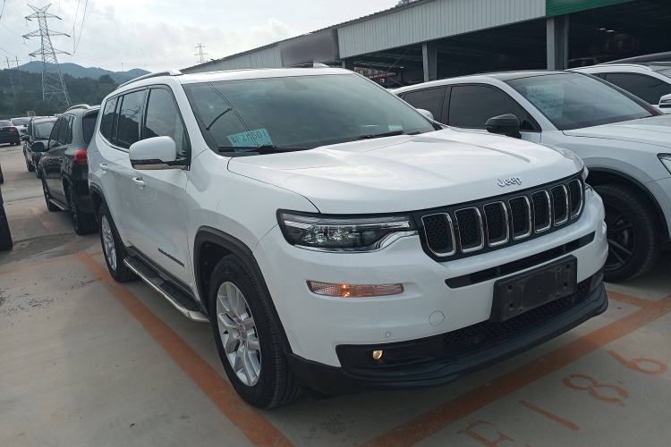 Used Jeep Commander 2018 2.0T Two-Wheel Drive Enjoyment Version China VI Emission Standard Front Right 45 Deg