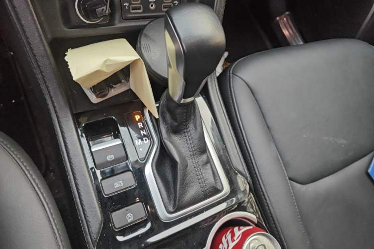 Used Jeep Commander 2018 2.0T Two-Wheel Drive Enjoy Edition China V Gear Lever
