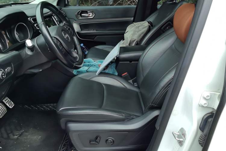 Used Jeep Commander 2018 2.0T Two-Wheel Drive Enjoy Edition China V Left Front Seat
