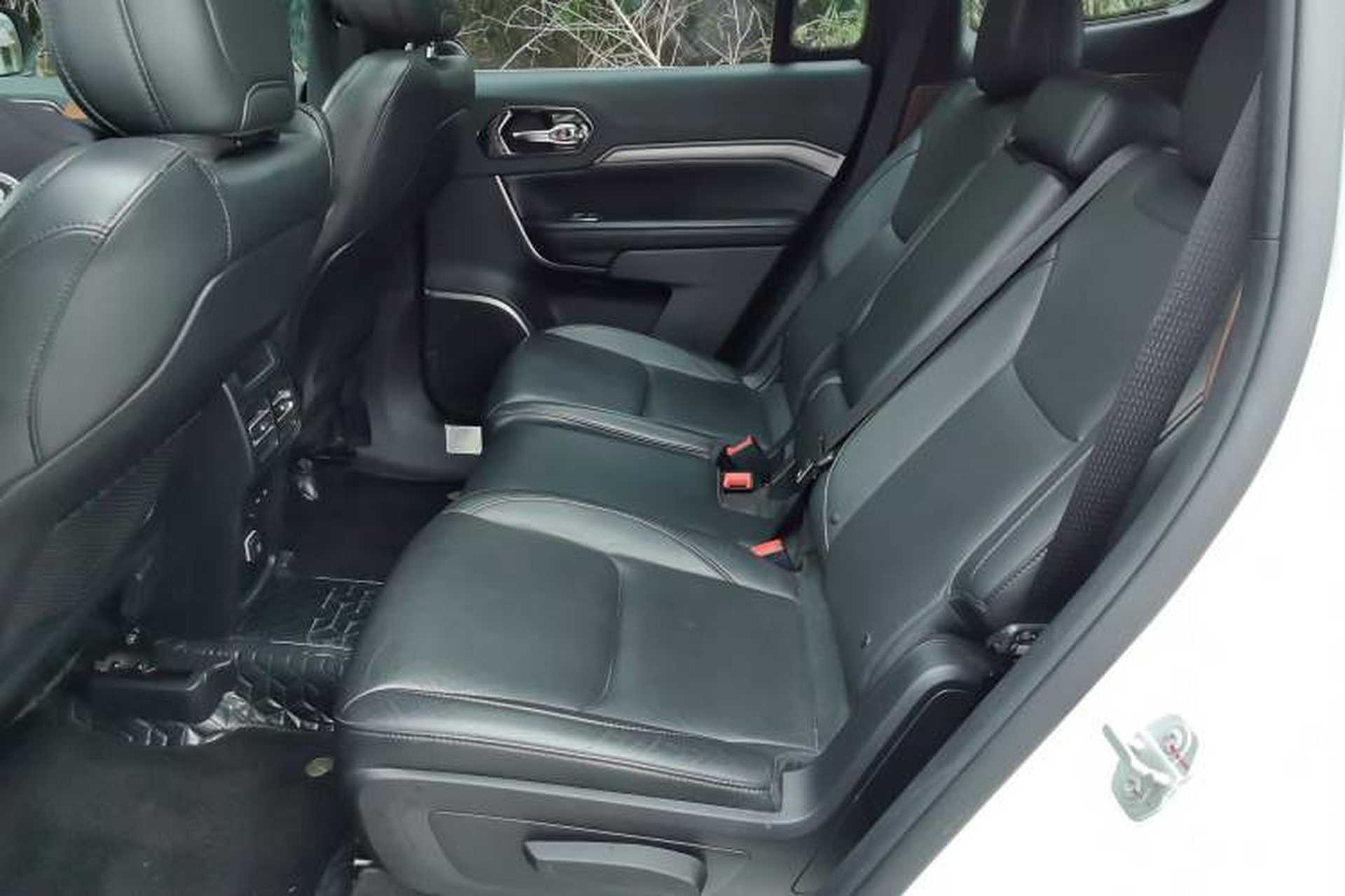 Used Jeep Commander 2018 2.0T Two-Wheel Drive Enjoy Edition China V Left Rear Seat