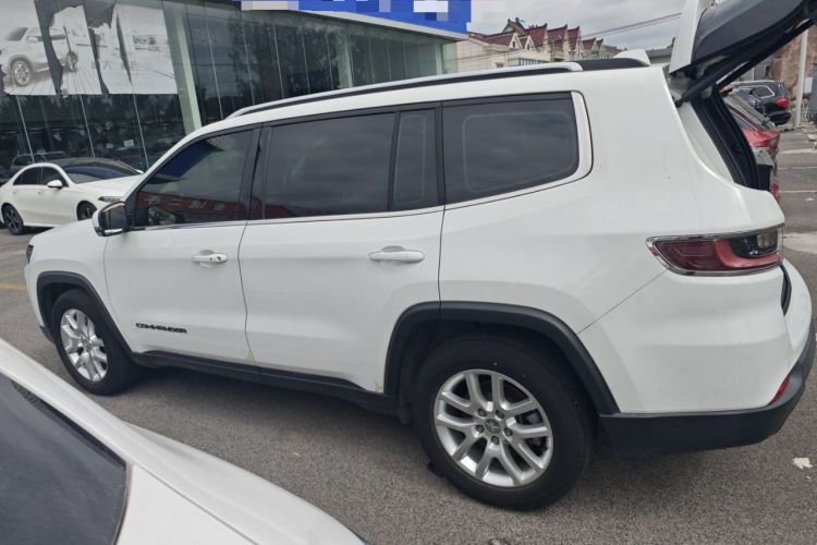 Used Jeep Commander 2018 2.0T Two-Wheel Drive Enjoy Edition China V Left Side