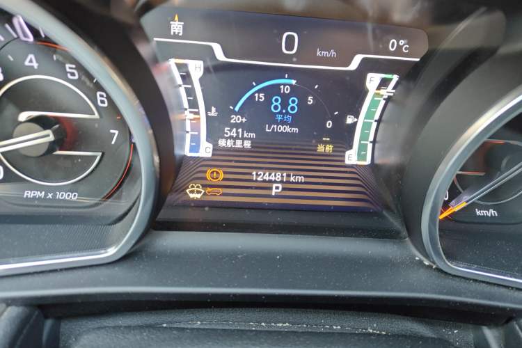 Used Jeep Commander 2018 2.0T Two-Wheel Drive Enjoy Edition China V Odometer Close Up