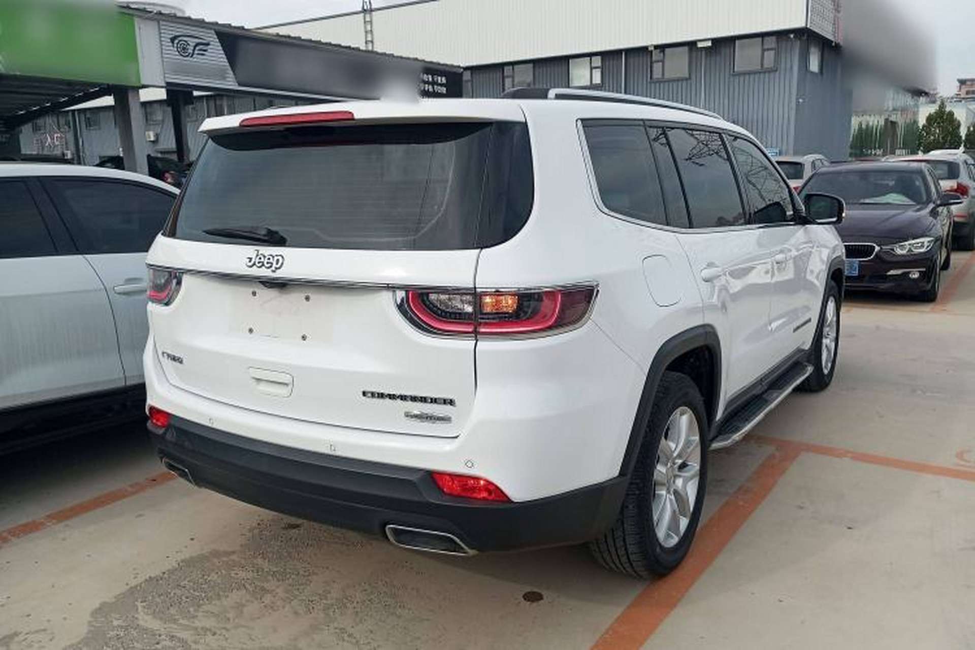 Used Jeep Commander 2018 2.0T Two-Wheel Drive Enjoyment Version China VI Emission Standard Rear Right 45 Deg