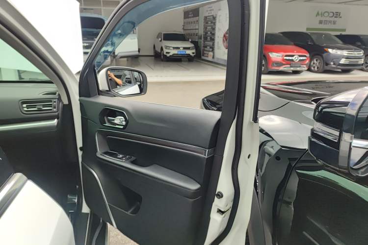 Used Jeep Commander 2018 2.0T Four-Wheel Drive Prestige Edition China V Right Front Door Interior
