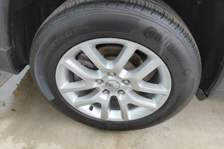 Used Jeep Commander 2018 2.0T Two-Wheel Drive Enjoy Edition China V Right Rear Wheel Hub