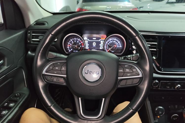 Used Jeep Commander 2018 2.0T Four-Wheel Drive Prestige Edition China V Steering Wheel