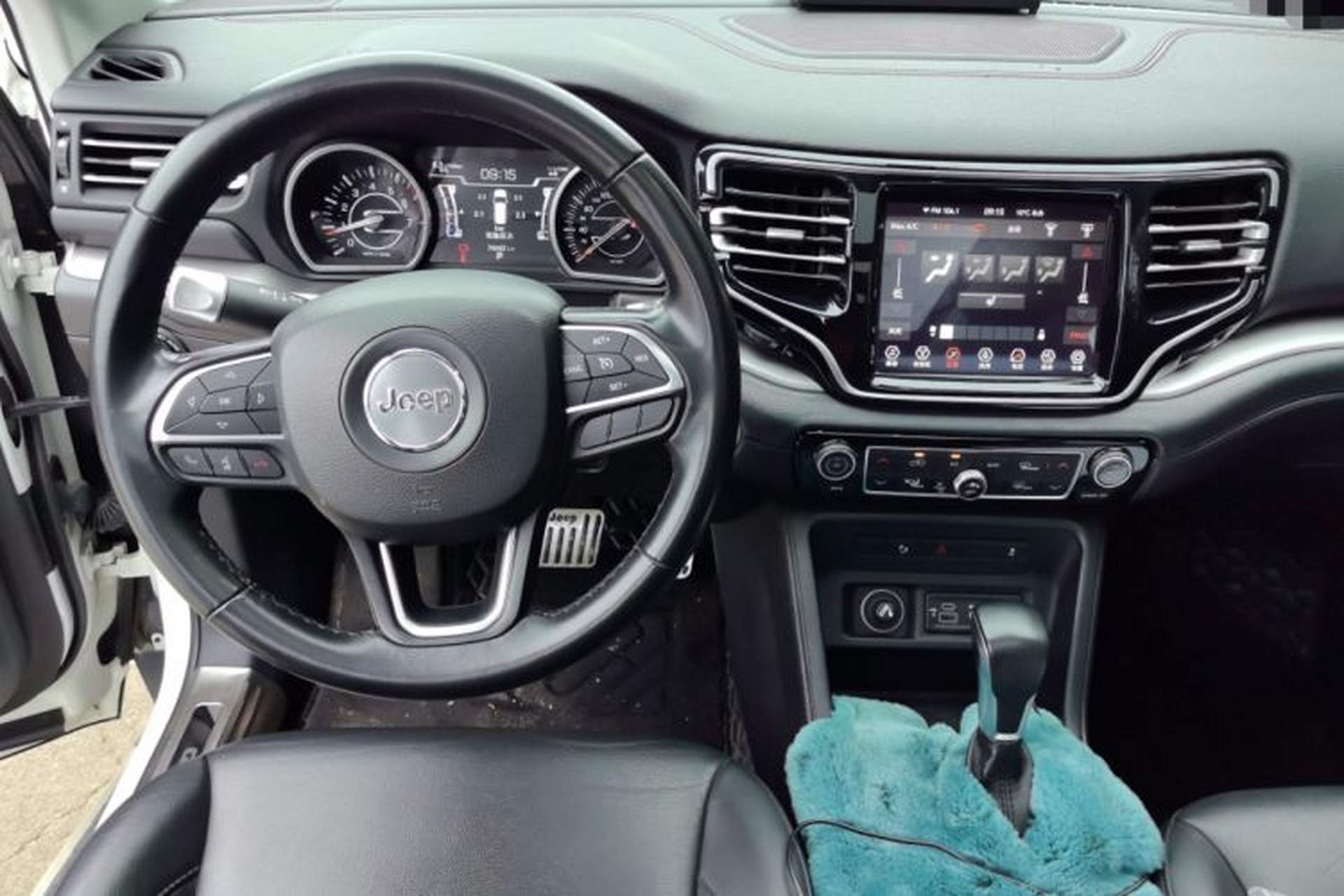 Used Jeep Commander 2018 2.0T Two-Wheel Drive Enjoy Edition China V Steering Wheel