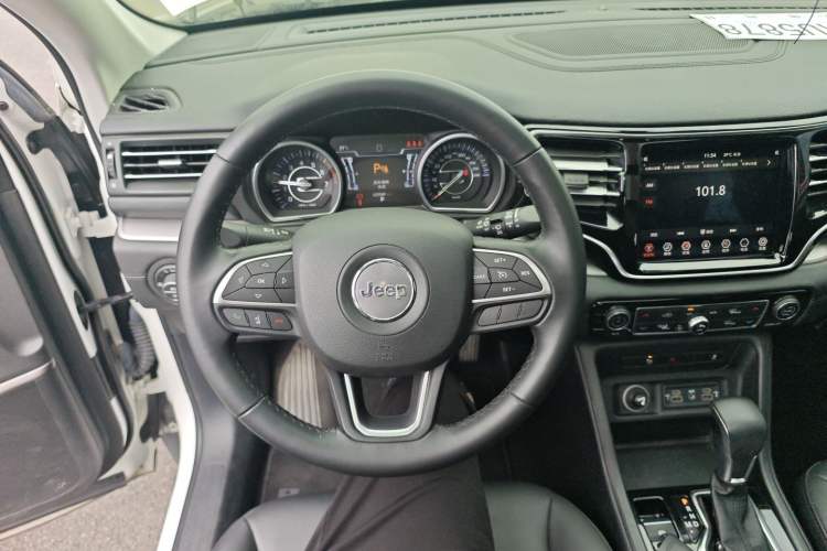Used Jeep Commander 2018 2.0T Two-Wheel Drive Enjoy Edition China V Steering Wheel